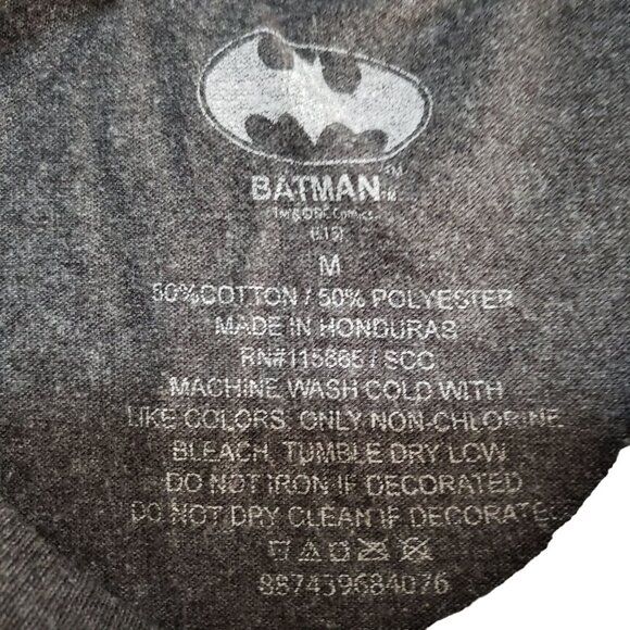 Batman DC Comics Dark Knight T-Shirt  Gray Size M - Picture 3 of 4